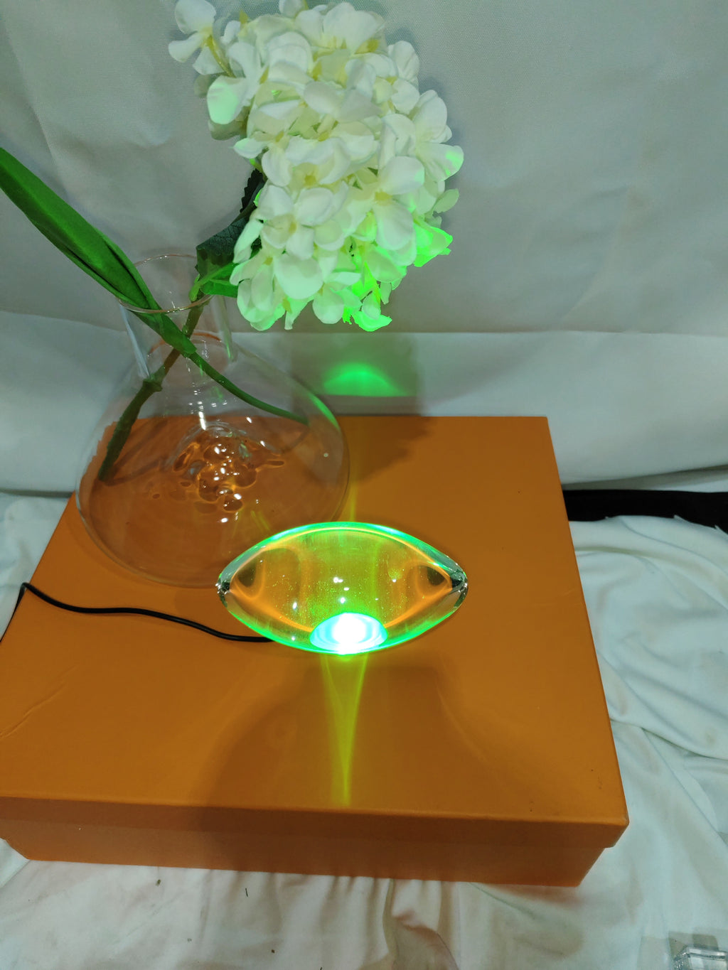 Angel Eyes Crystal Lamp Modern Bedroom Bedside Atmosphere Small Night Lamp Designer Creative Trending Projection Table Lamp